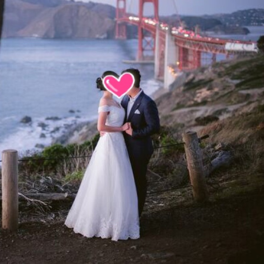 Wedding gown